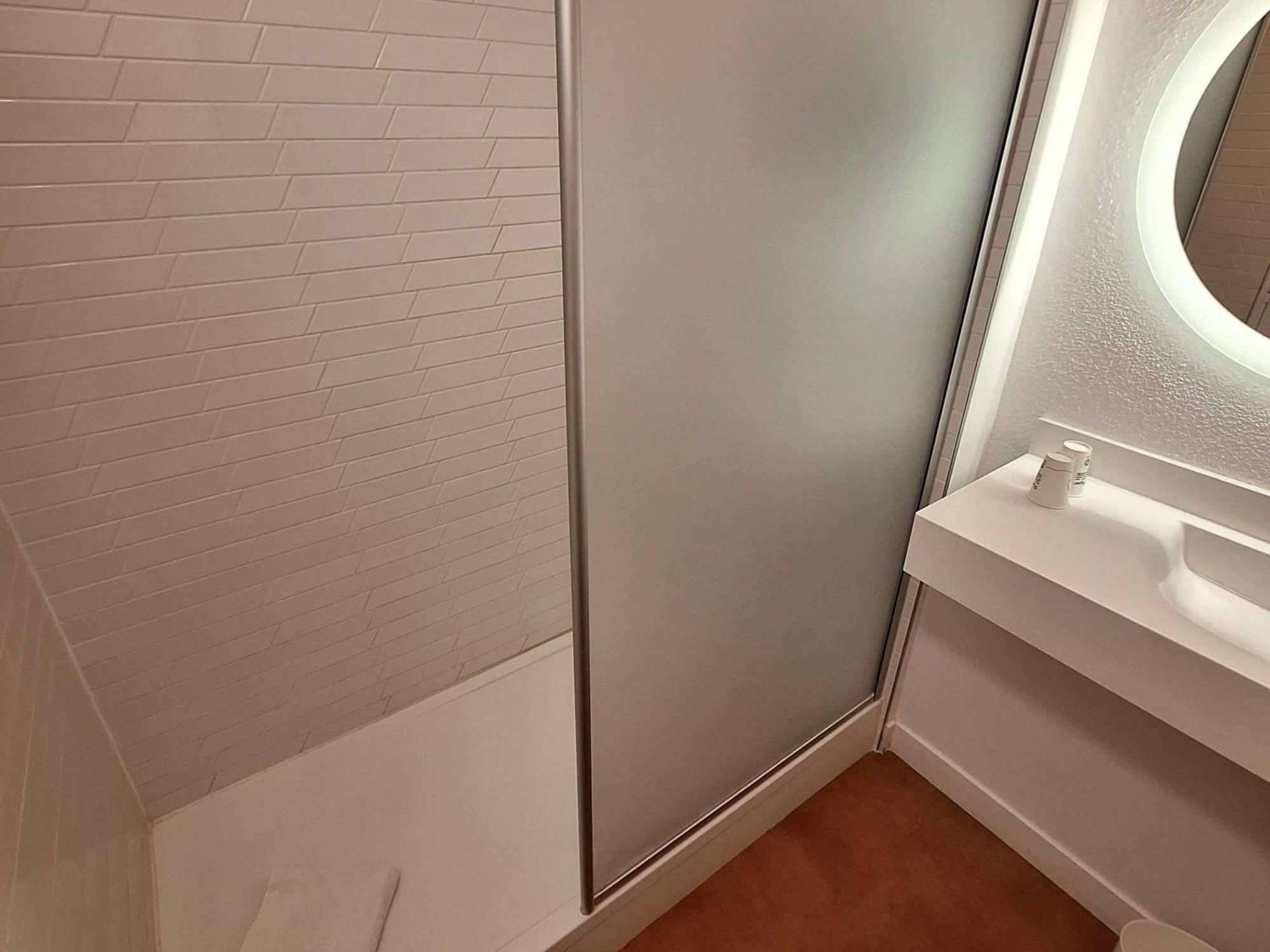 Ibis Styles Toulon Centre Port Hotel Luaran gambar